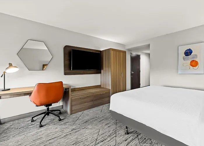 Holiday Inn Express Nashville-Hendersonville By Ihg